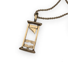 Load image into Gallery viewer, Guillotine Pendant