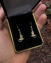 Load image into Gallery viewer, Lorien Leaf Earrings