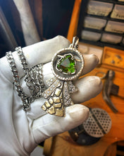 Load image into Gallery viewer, Golem Zultanite Pendant
