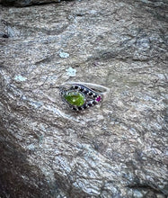 Load image into Gallery viewer, Evarella Green Witch Peridot Ring