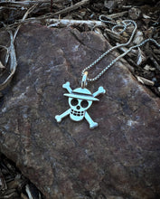 Load image into Gallery viewer, Straw Hats Pirate Pendant