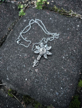 Load image into Gallery viewer, Six Winged Key of the Unborn