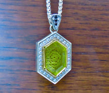 Load image into Gallery viewer, Flower of Life Pendant