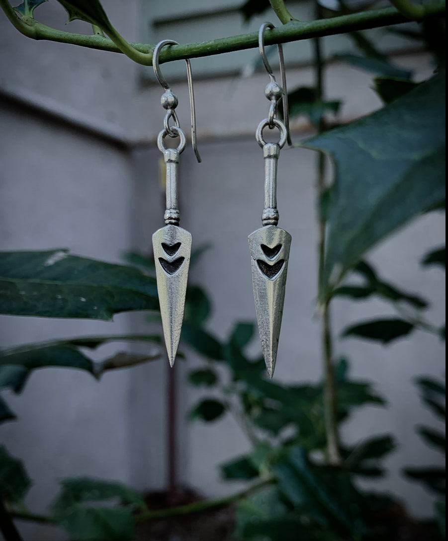 San’s Kunai Dagger Earrings