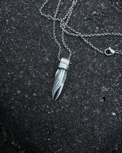 Load image into Gallery viewer, Dead Space Marker Pendant